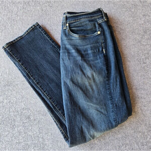 Levi Jeans Women's Signature Curvy Straight Leg Size 10L (30x31.5)